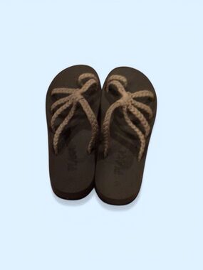 Plaka Recovery Braided Rope Slide Sandals